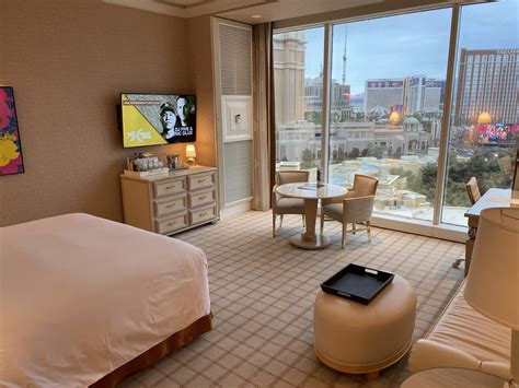 WINN Hotel Rooms: Pictures & Reviews .